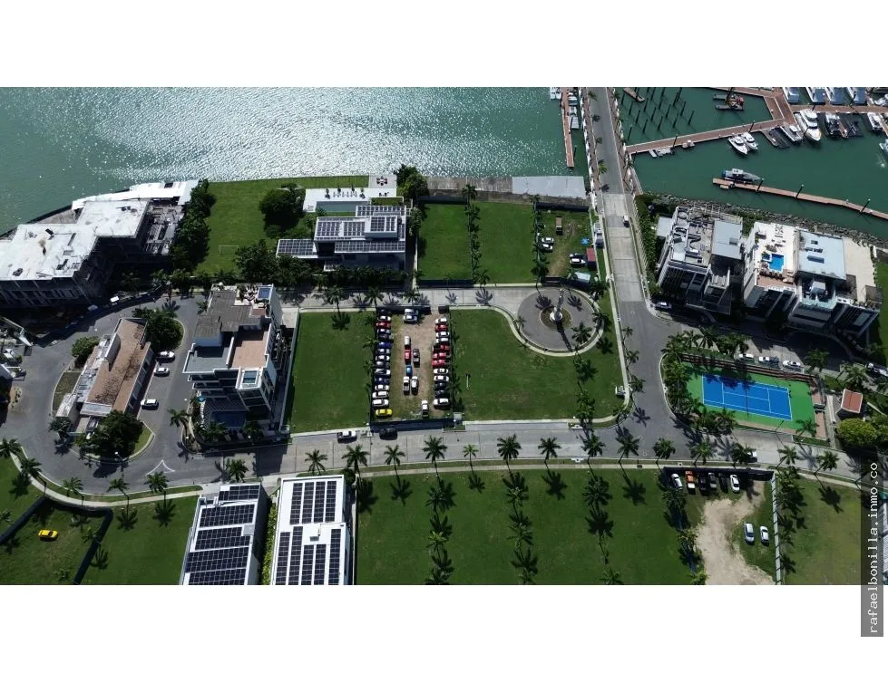 SE VENDEN TERRENOS EN OCEAN REEF