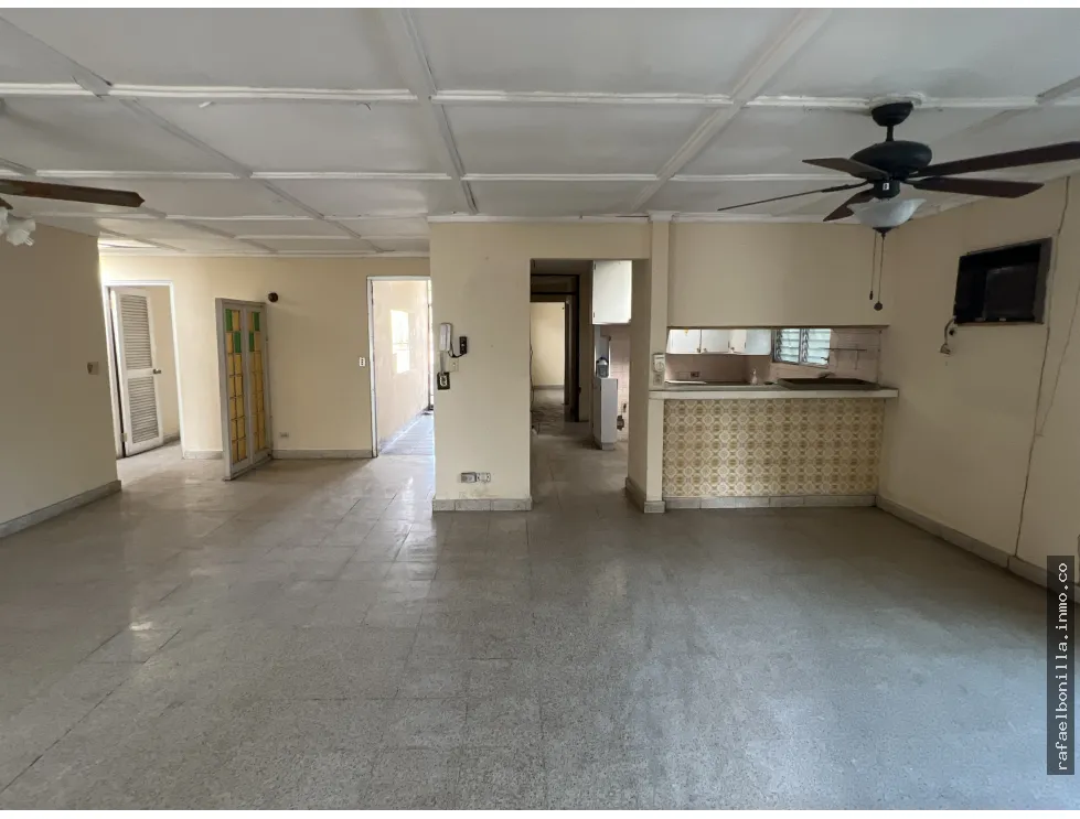SE VENDE CASA (CIUDAD RADIAL)