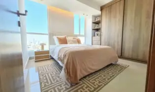 VIA ESPAÑA / ALTO RIO / 76M / 3 BEDROOMS / STUDIO / SEA VIEW