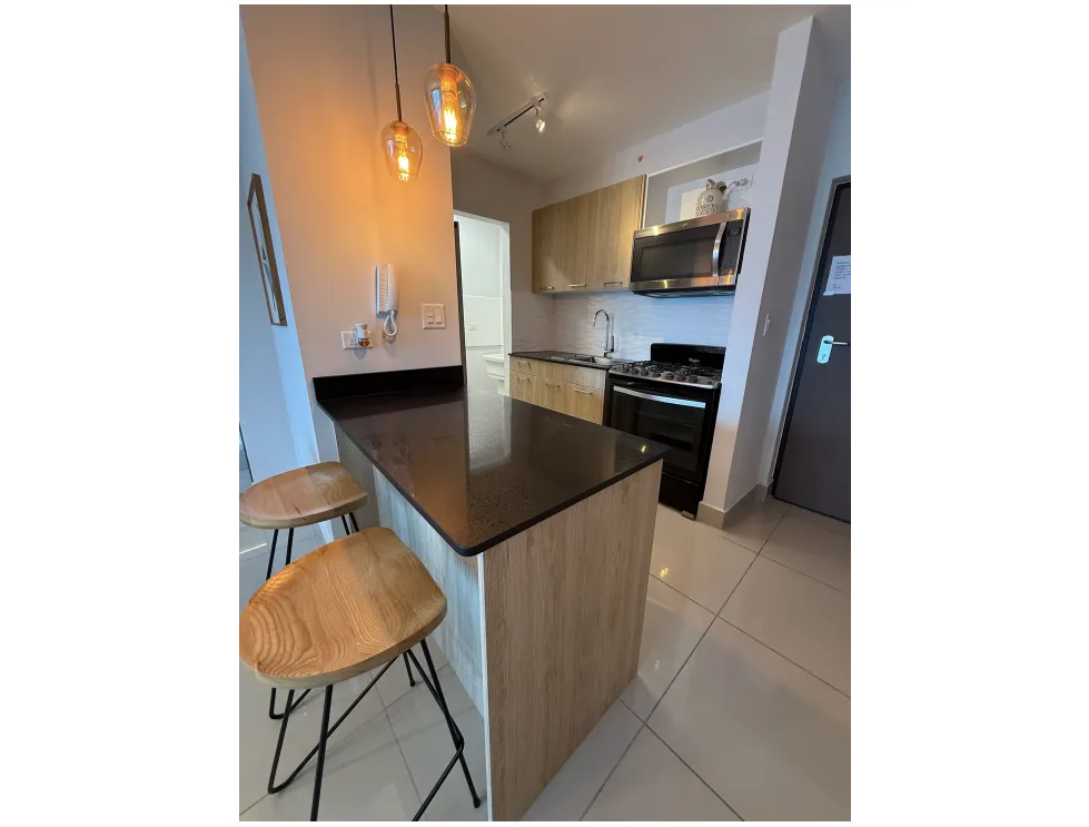 VIA ESPAÑA / ALTO RIO / 76M / 3 BEDROOMS / STUDIO / SEA VIEW