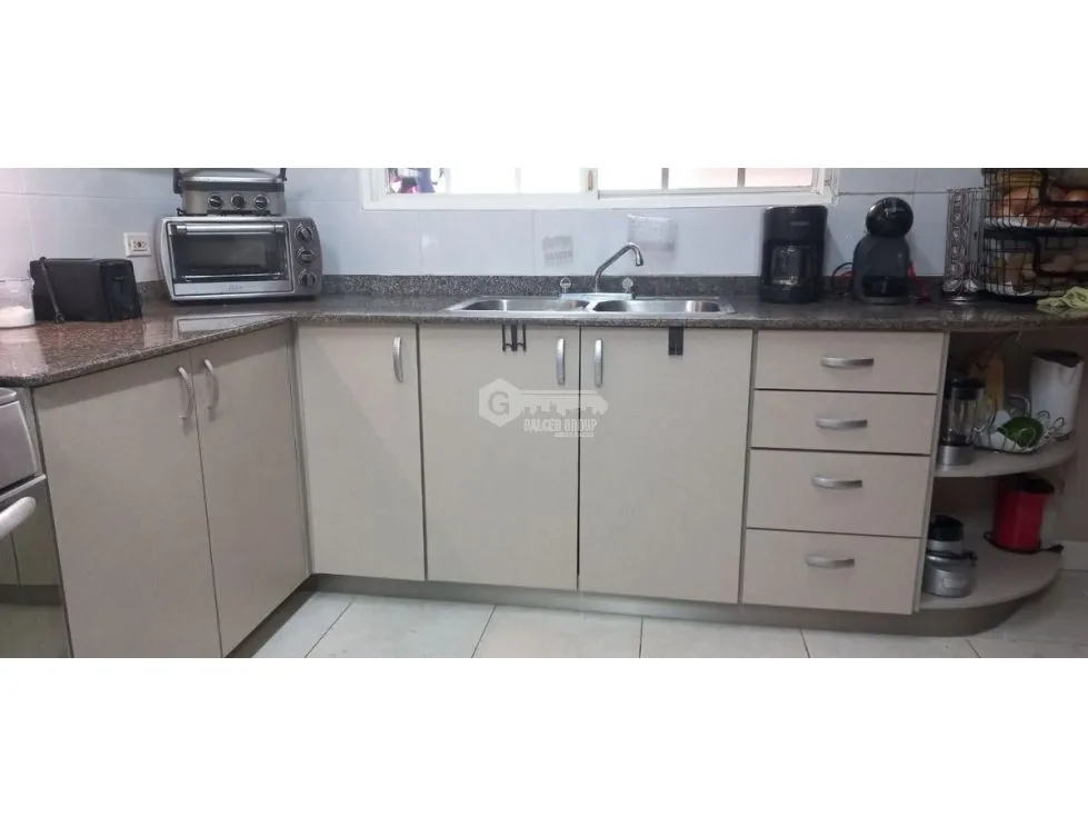 House for Sale Brisas del Golf Villa Alta 422M 4 Bedrooms 2 Levels