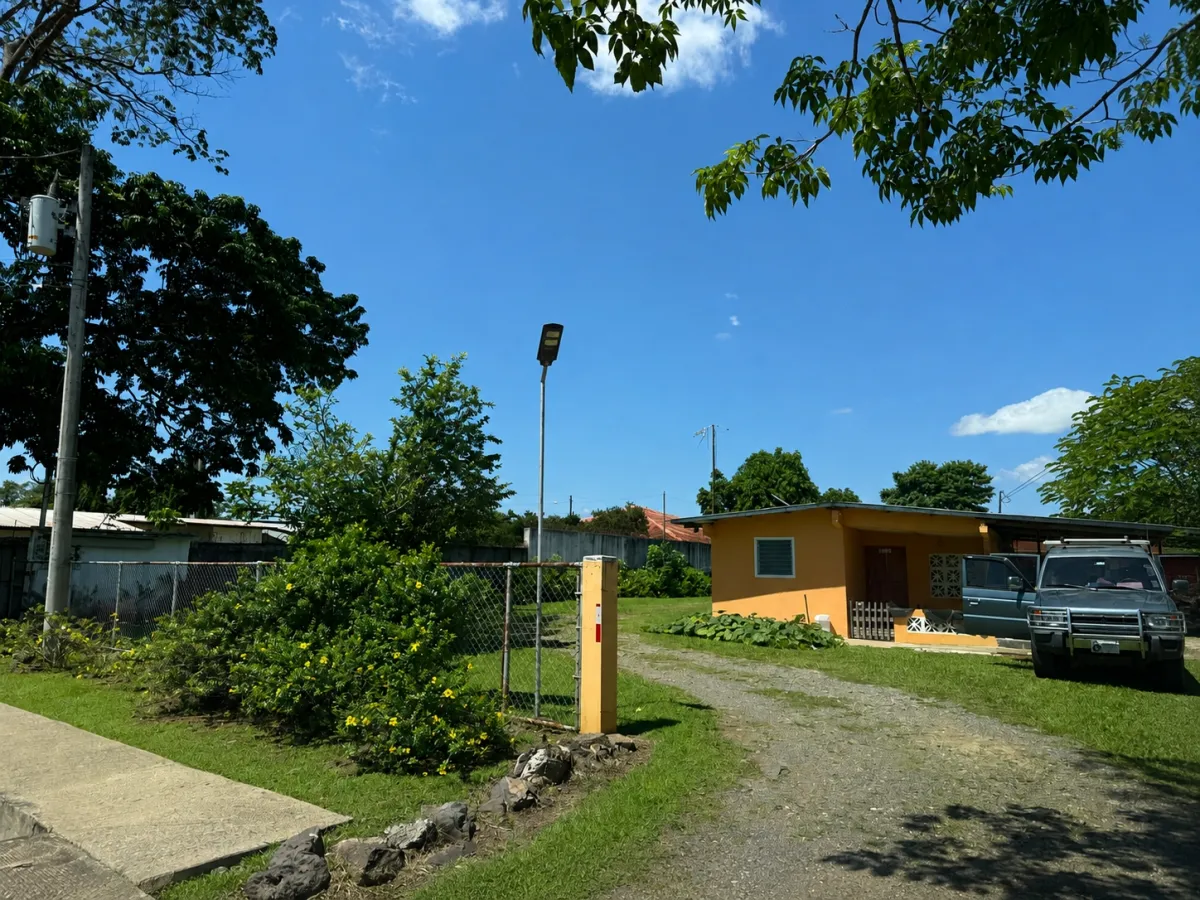 Se Vende Casa con 4 Apartamentos