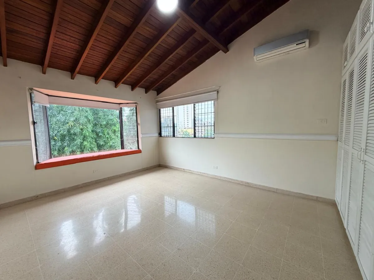 Duplex House for Rent or Sale in Betania, Dos Mares