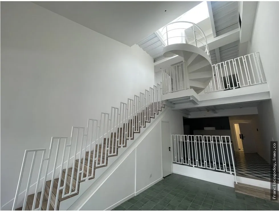 SE VENDE APARTAMENTO - CASCO VIEJO