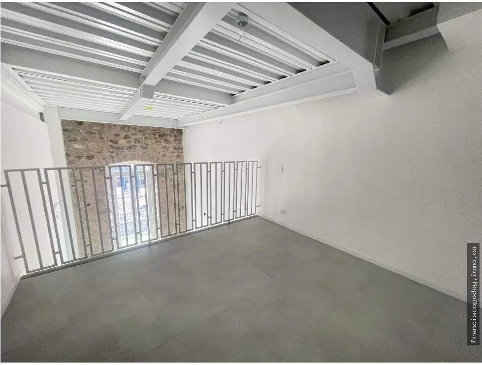SE VENDE APARTAMENTO - CASCO VIEJO