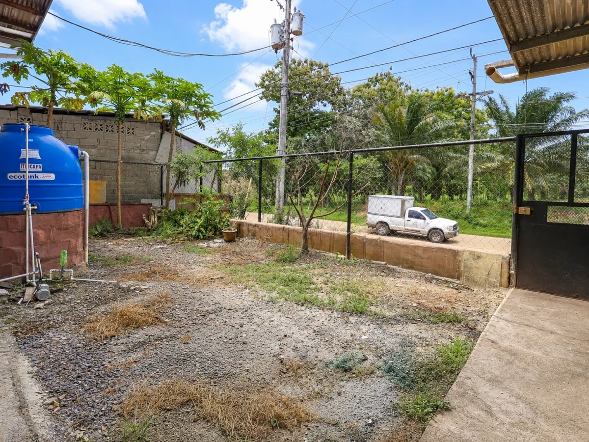 Venta de galera sobre la Ave. José Agustín Arango