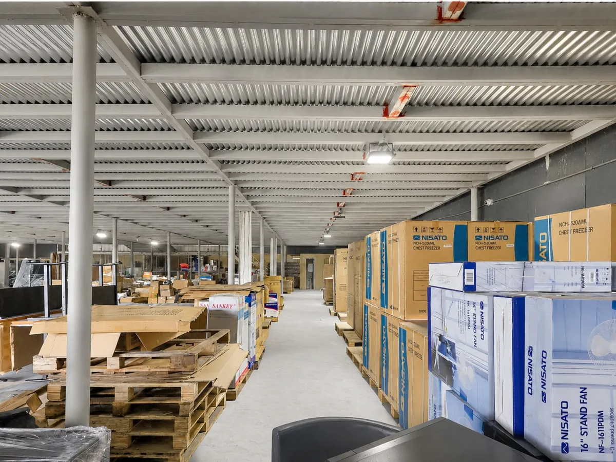 Warehouse with mezzanine for sale in Pacora
