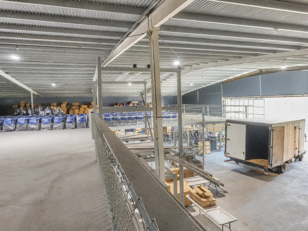 Warehouse with mezzanine for sale in Pacora