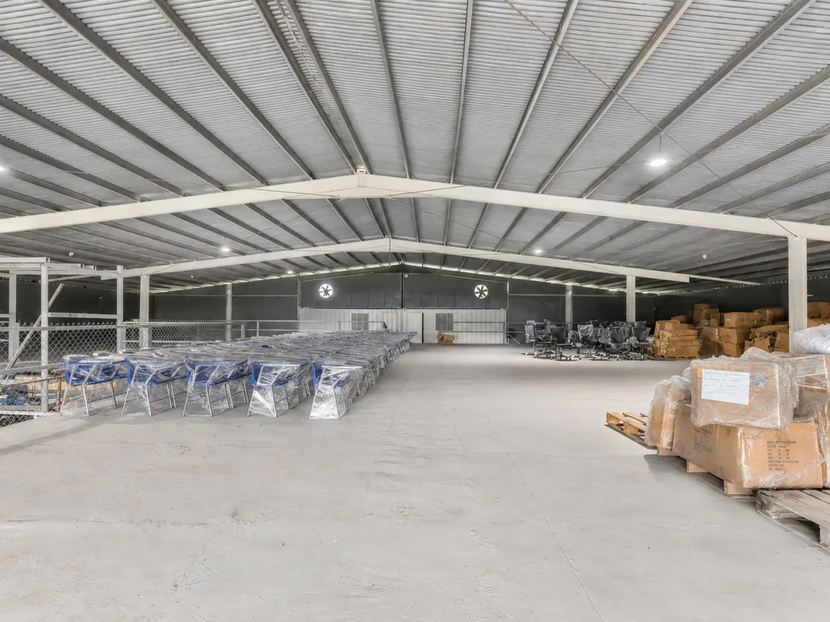Warehouse with mezzanine for sale in Pacora