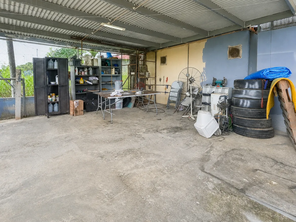 Warehouse with mezzanine for sale in Pacora