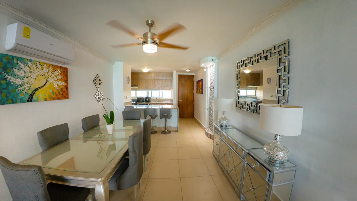 Apartamento Frente al Mar en Playa Serena Nueva Gorgona Panamá