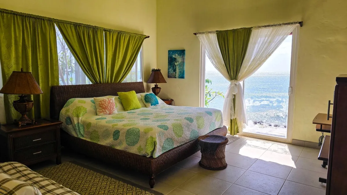 Magnificent Clifftop 3-Sided Oceanfront Home
