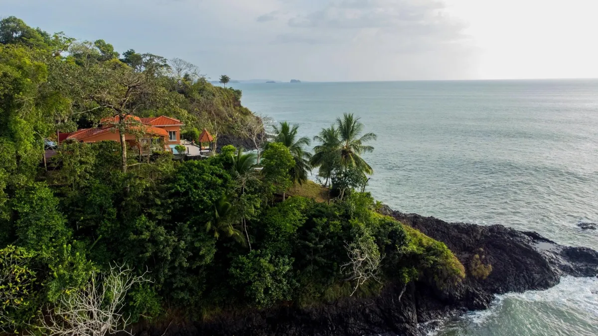 Magnificent Clifftop 3-Sided Oceanfront Home