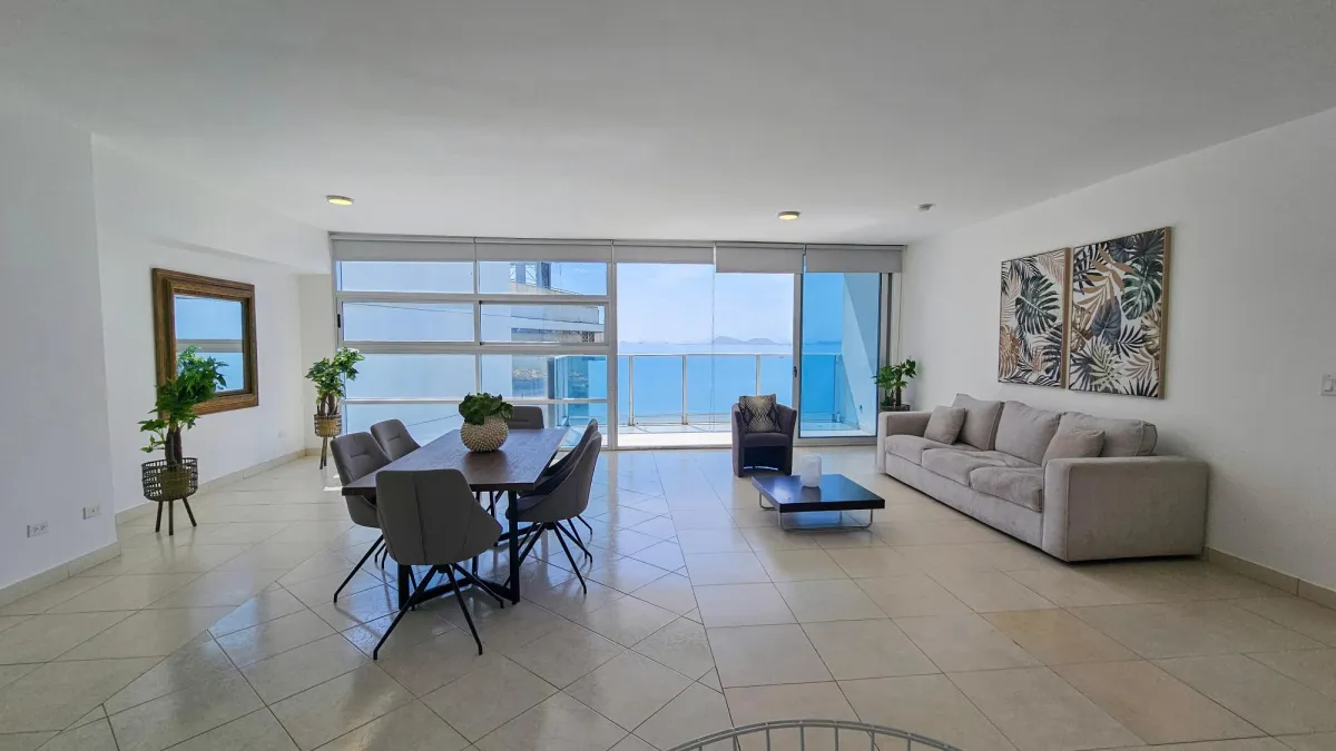 FURNISHED APT ON AV BALBOA - PH WATERS - 256 M2
