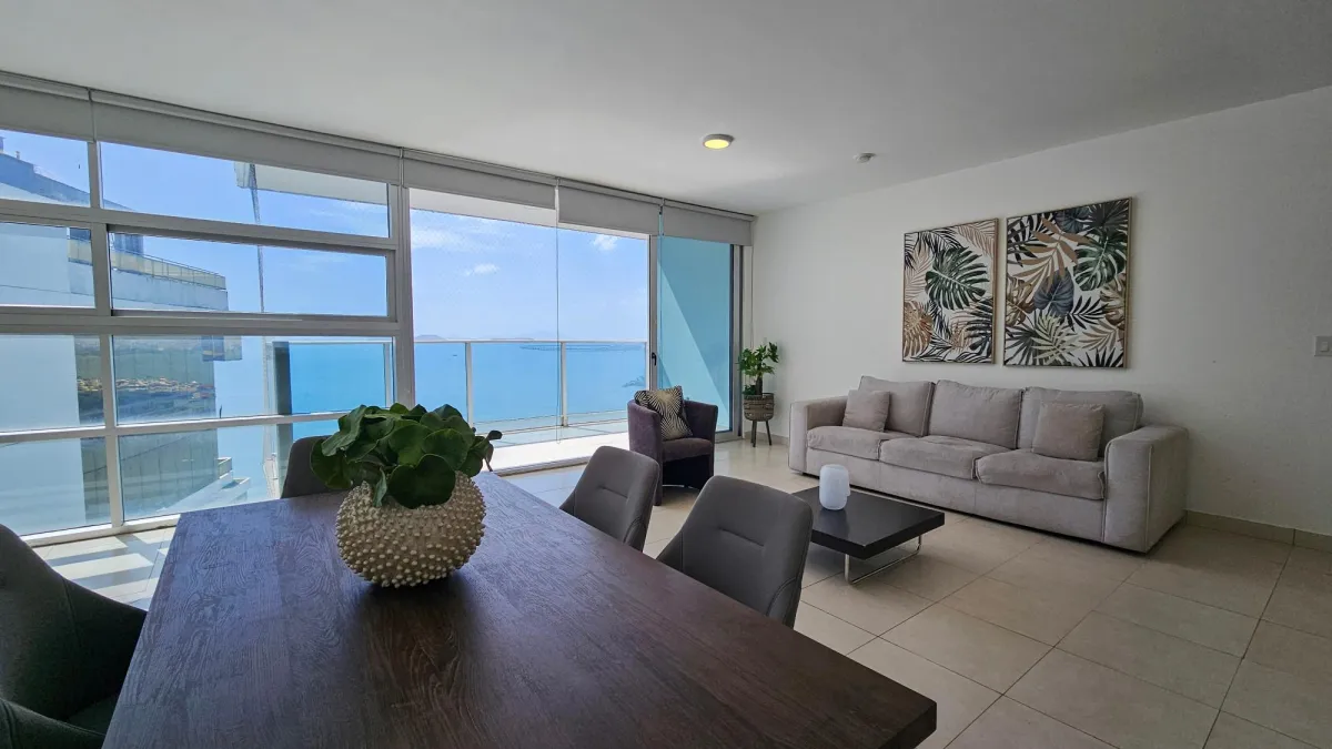 FURNISHED APT ON AV BALBOA - PH WATERS - 256 M2