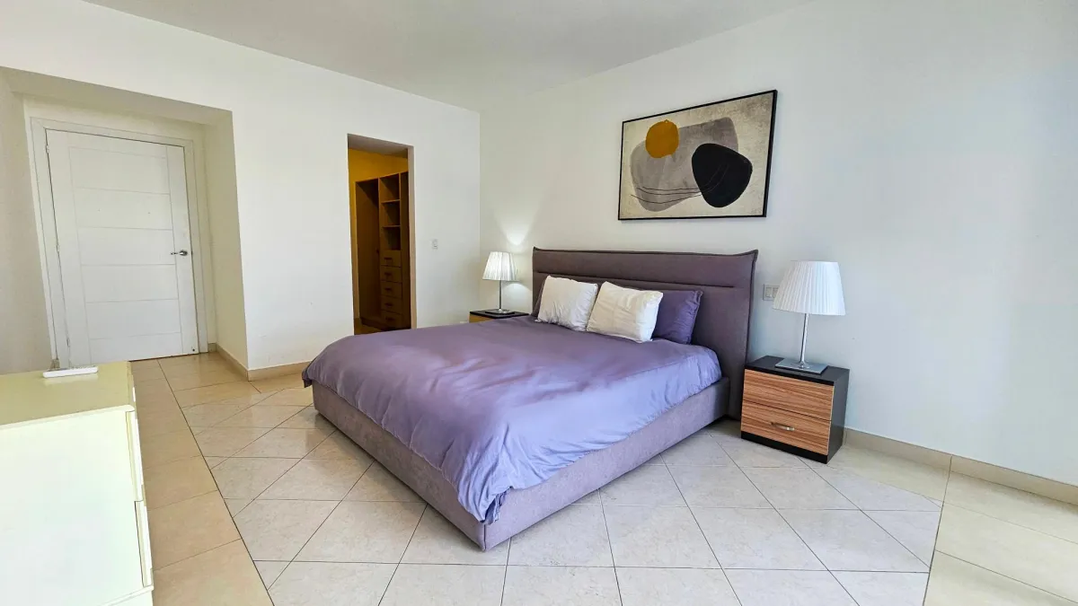 FURNISHED APT ON AV BALBOA - PH WATERS - 256 M2