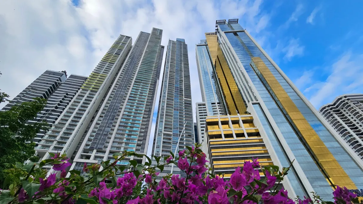 FURNISHED APT ON AV BALBOA - PH WATERS - 256 M2