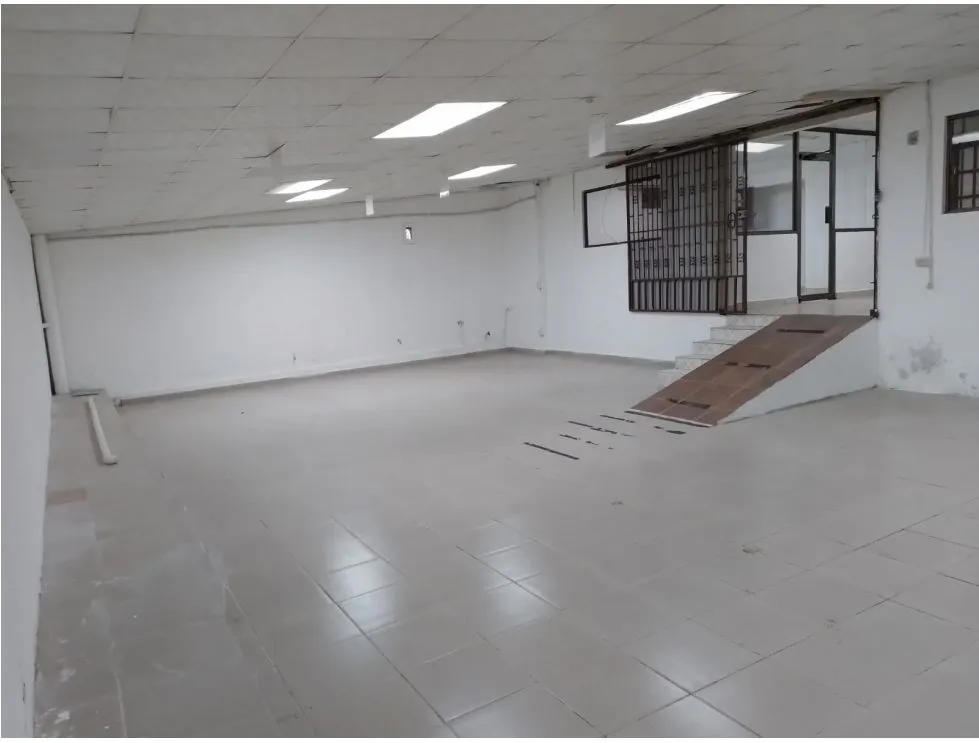 Sale of Commercial Space in Parque Lefevre, 9th Street