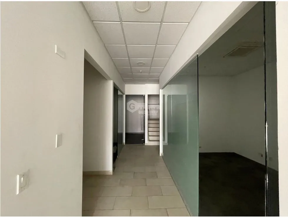LOCAL / VERSALLES / 172M / 1 BAÑO / 2 NIVELES / 6 DIVICIONES