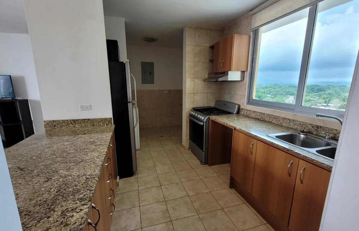 Apartamento Frente al Mar en Venta en Playa Serena – Nueva Gorgona
