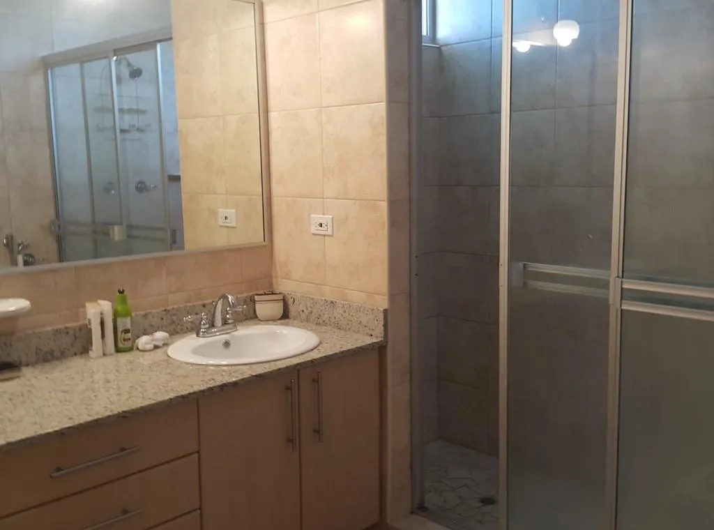 Apartamento Frente al Mar en Venta en Playa Serena – Nueva Gorgona