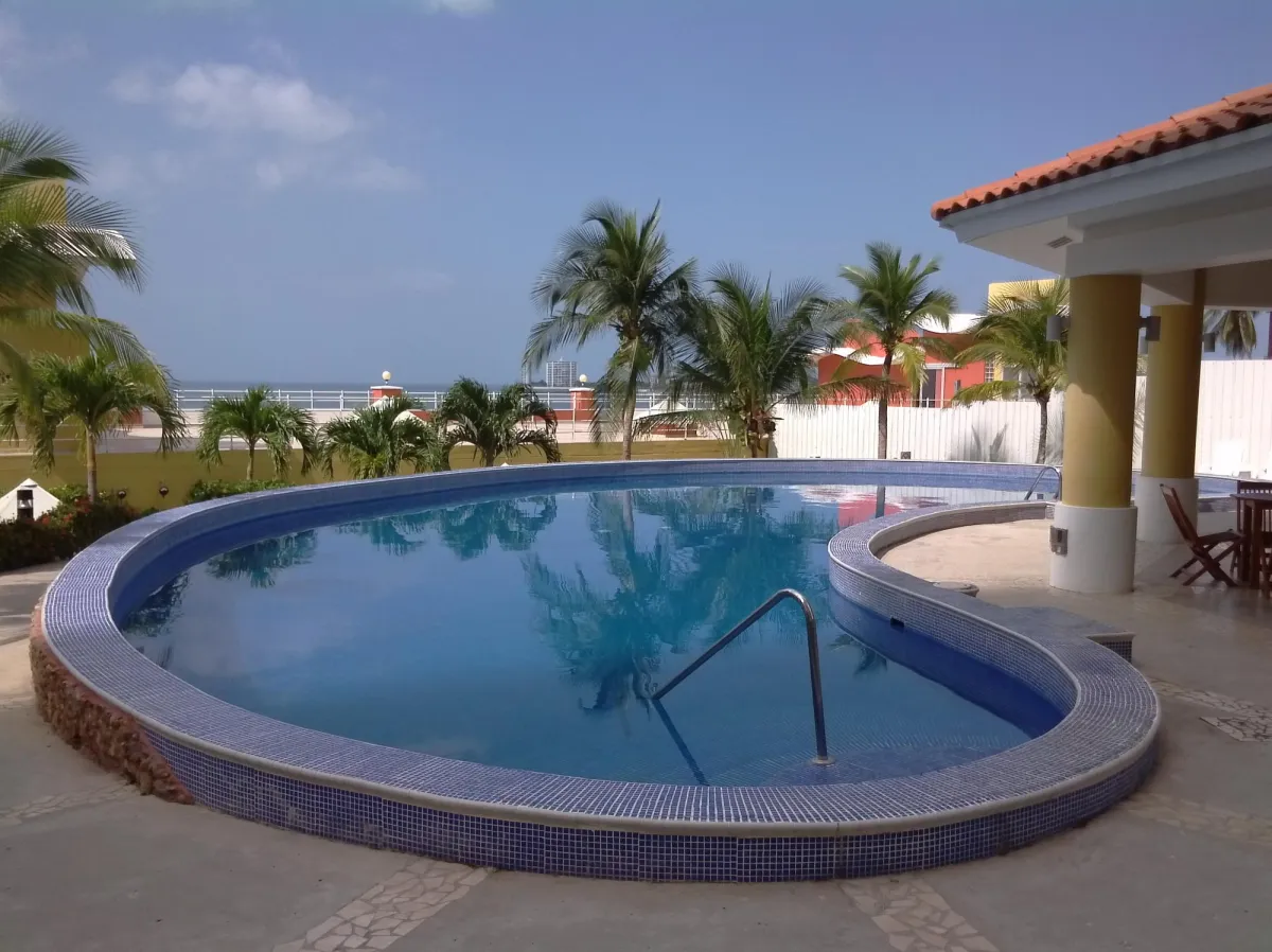 Apartamento Frente al Mar en Venta en Playa Serena – Nueva Gorgona