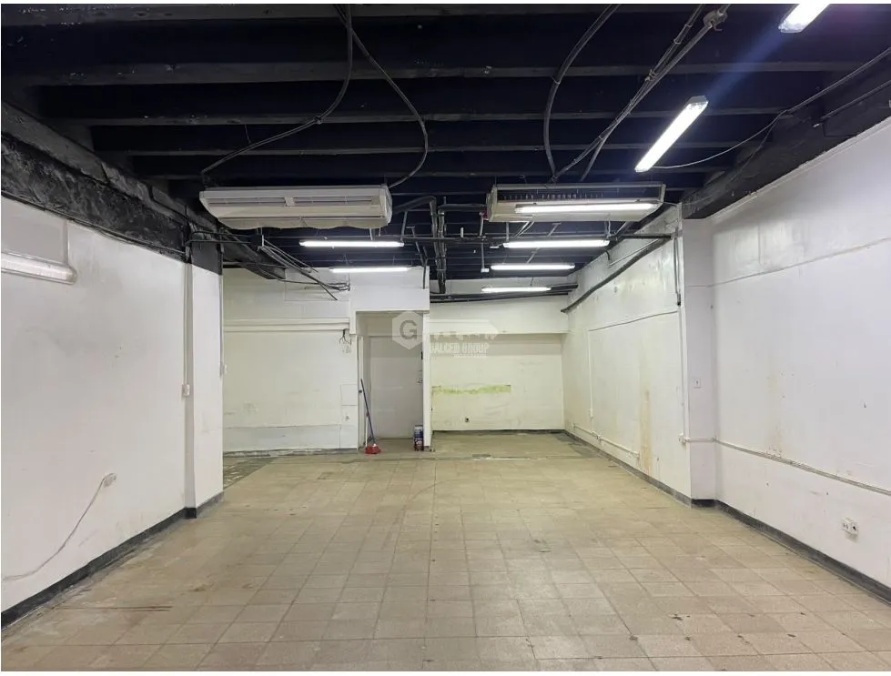 LOCAL / BELLA VISTA  / 120M / 1 BAÑO / DIVISIONES / PLANTA BAJA