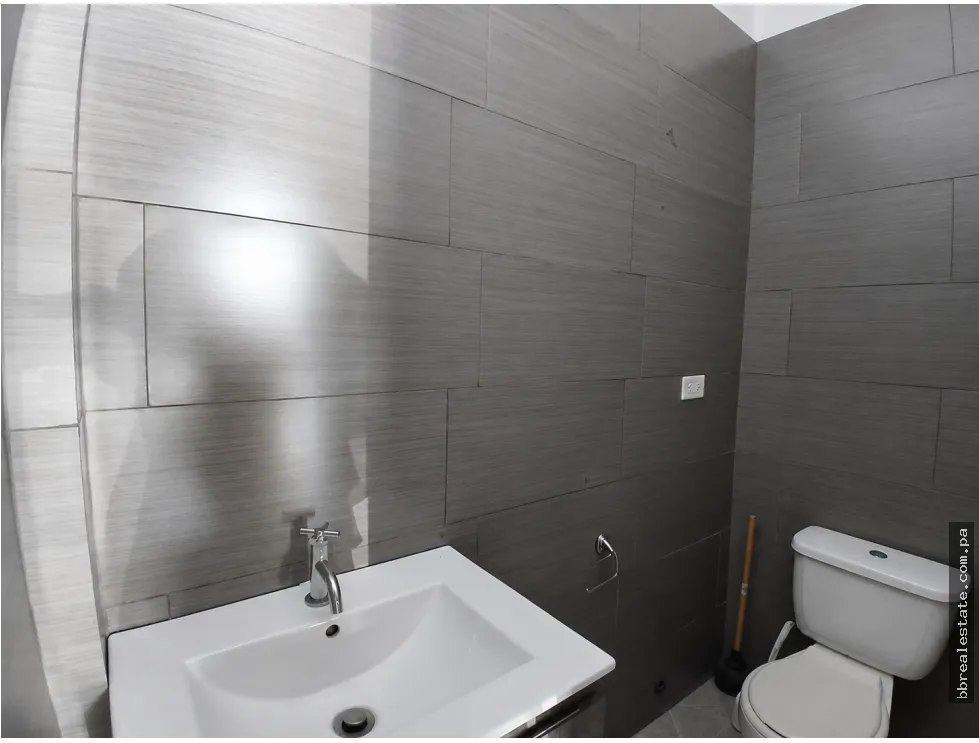 Espace commercial à Via Porras à louer