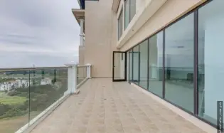 Sale of Junior Penthouse in PH Las Olas II, San Carlos
