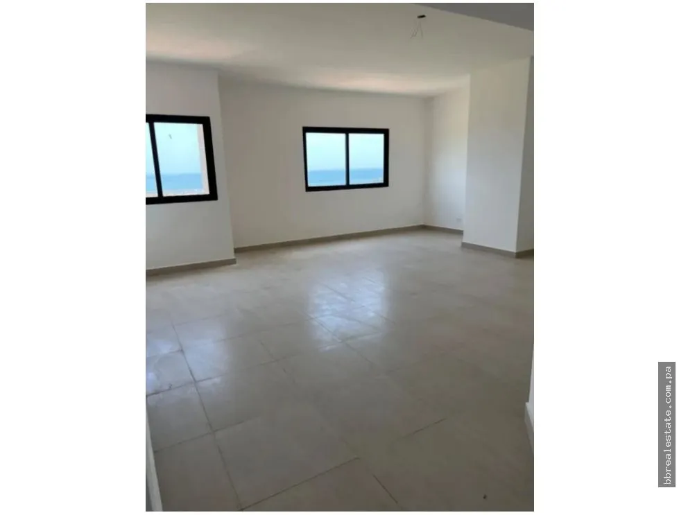 Sale of Junior Penthouse in PH Las Olas II, San Carlos