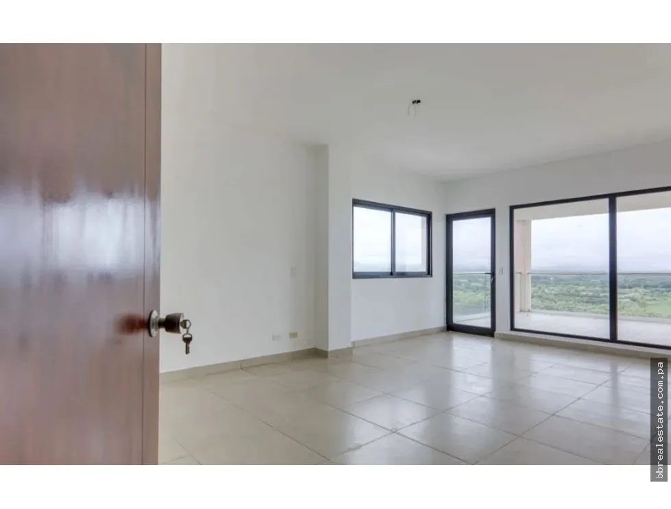 Sale of Junior Penthouse in PH Las Olas II, San Carlos