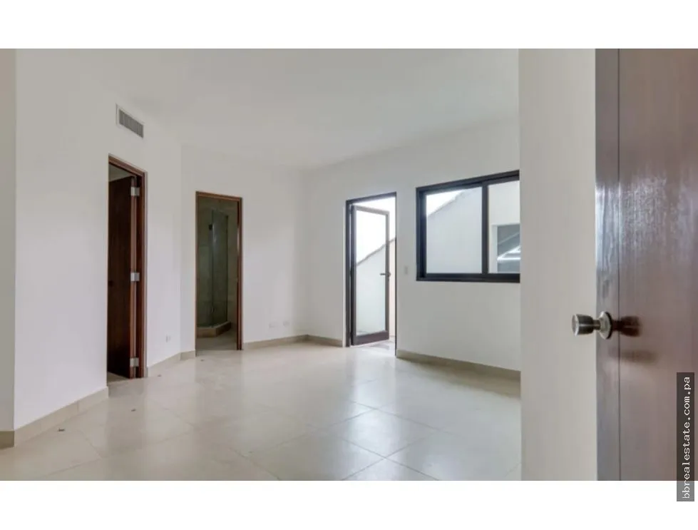 Sale of Junior Penthouse in PH Las Olas II, San Carlos