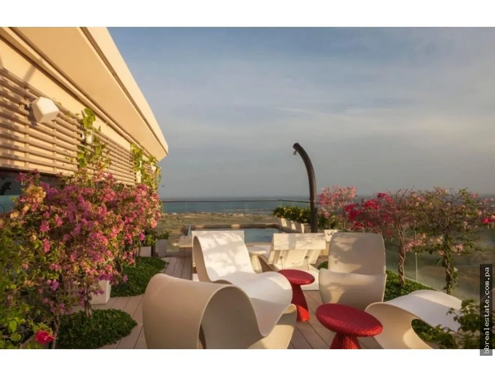 Sale of Junior Penthouse in PH Las Olas II, San Carlos