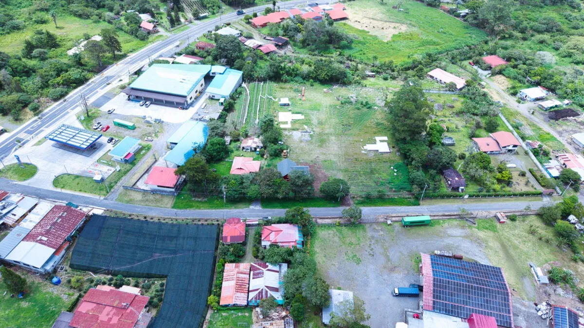 Casa nueva de madera en preventa en Volcán, Chiriquí