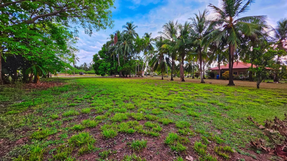 Terreno en venta cerca del mar en Playa Las Lajas