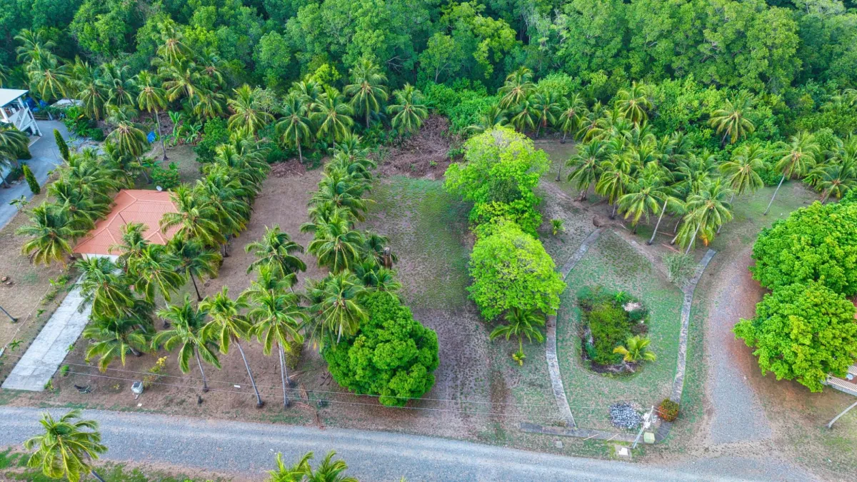 Terreno en venta cerca del mar en Playa Las Lajas