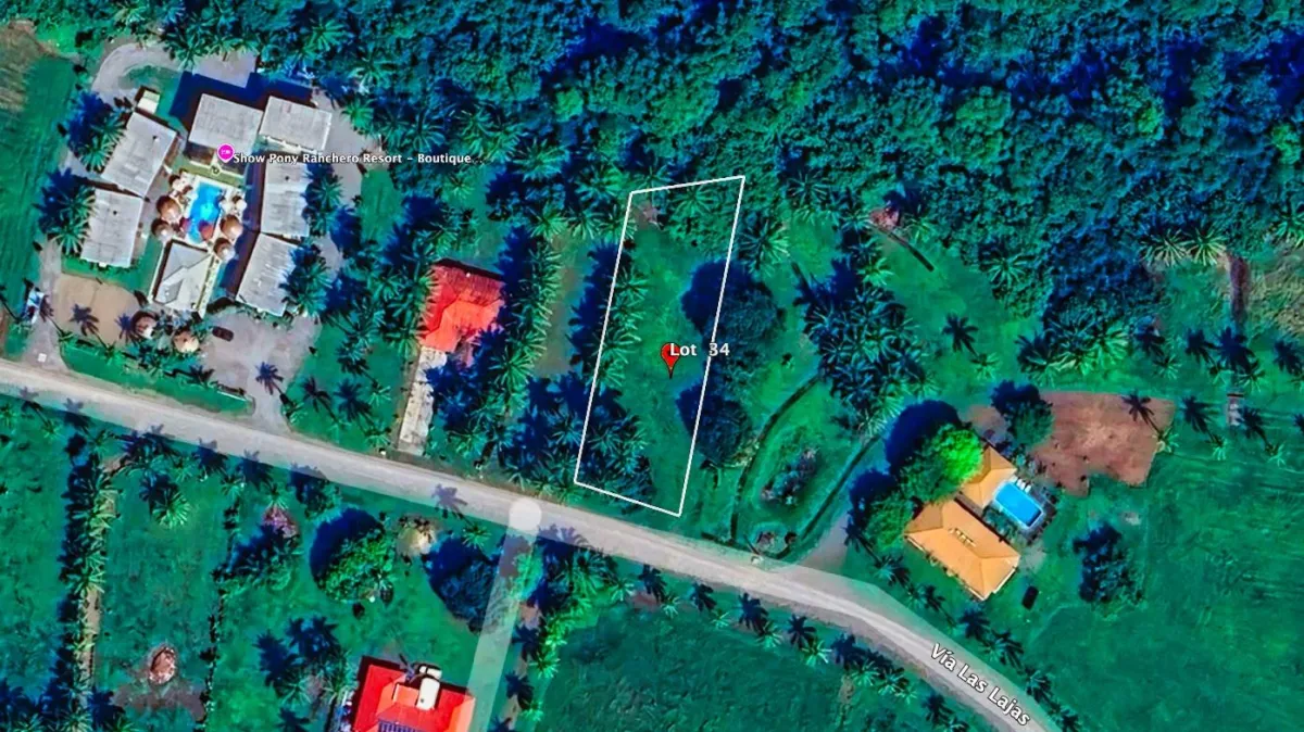 Terreno en venta cerca del mar en Playa Las Lajas
