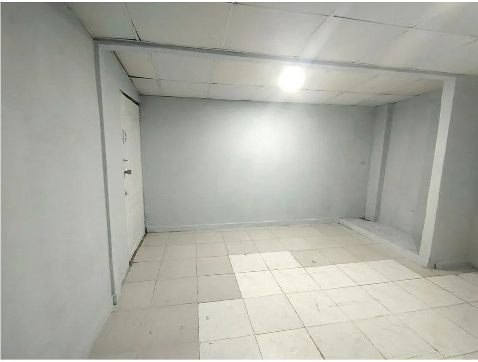 Venta de casa comercial en Altos de Betania. EAR