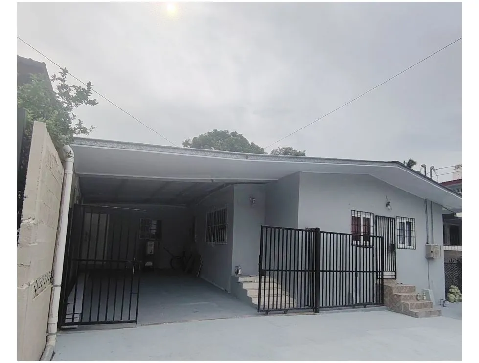 Venta de casa comercial en Club X, Bethania. EAR