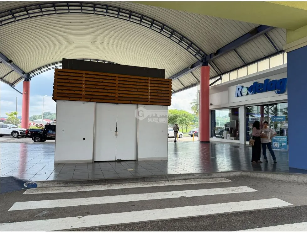 Espace commercial à Ancon à louer