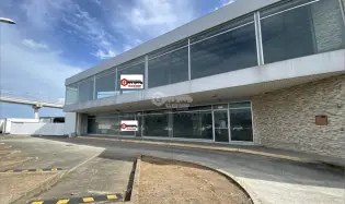 FOR RENT: 353 M2 COMMERCIAL SPACE IN PLAZA LAS MAÑANITAS ON MAIN AVENUE - UNFURNISHED