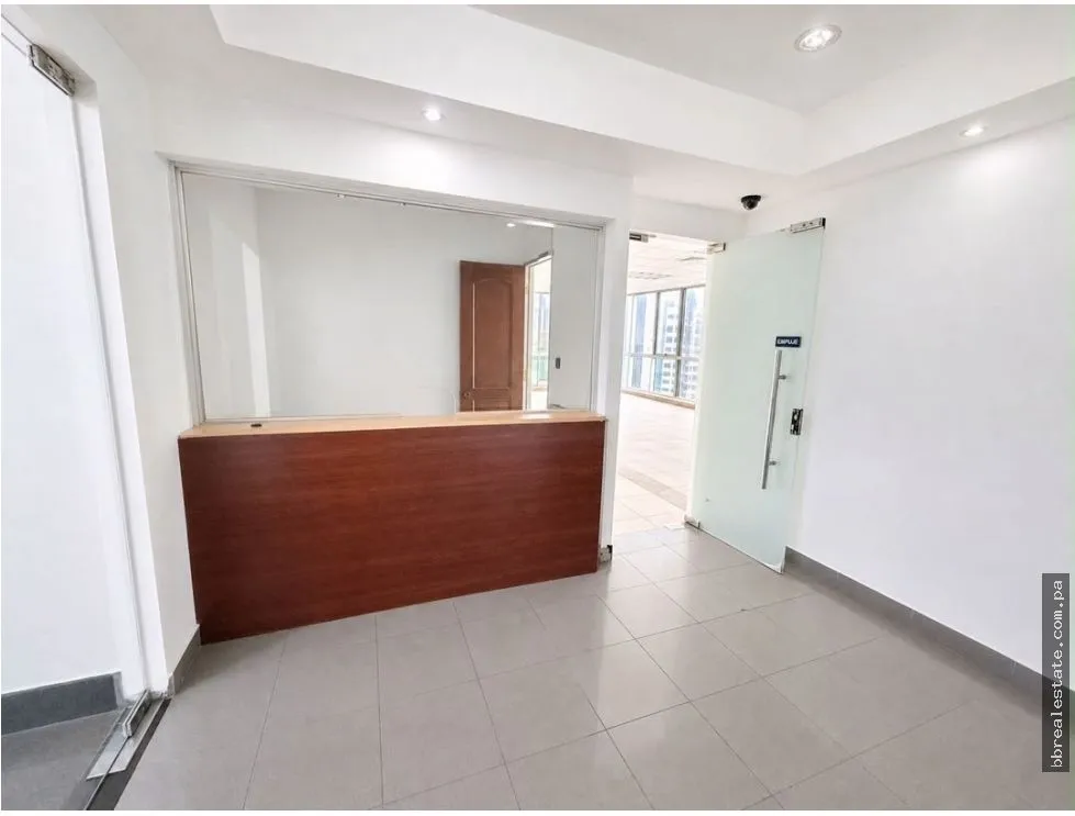 Office Rental in Obarrio, Hi Building