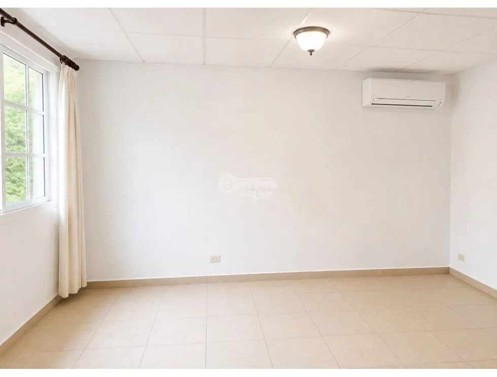 SE ALQUILA CASA VILLA ZAITA LAS CUMBRES 300M 3 HABITACIONES 2.5 BAÑOS