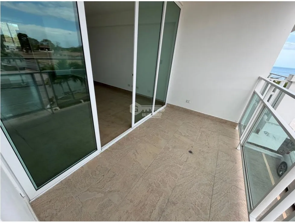 SE VENDE APARTAMENTO 79M EN PH FONTANELLA DEL MAR CERCA DE LA PLAYA