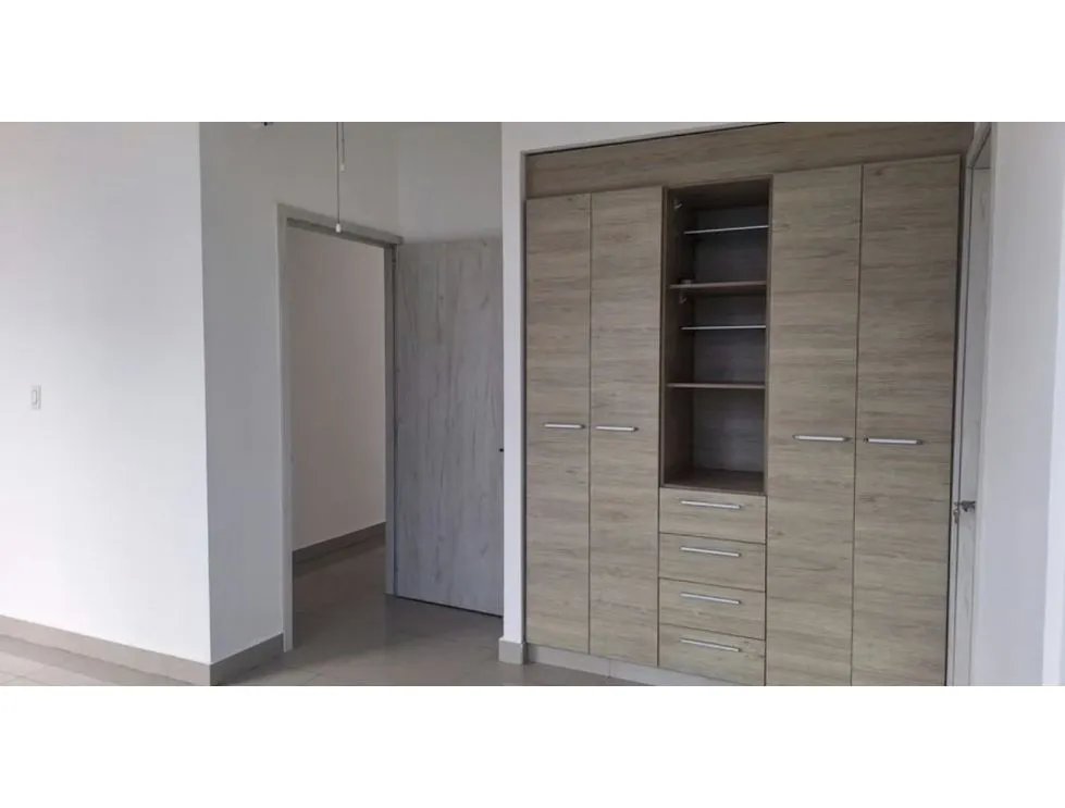 SE VENDE APARTAMENTO SAN FRANCISCO FIRENZE 108M 2 HABITACIONES BALCON