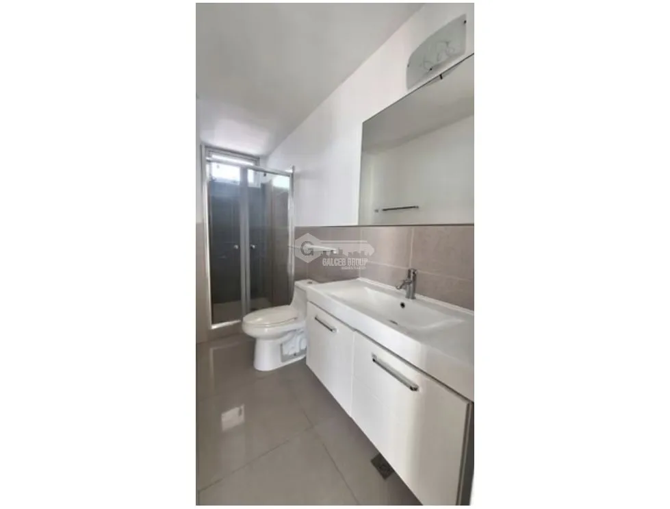 SE VENDE APARTAMENTO SAN FRANCISCO FIRENZE 108M 2 HABITACIONES BALCON