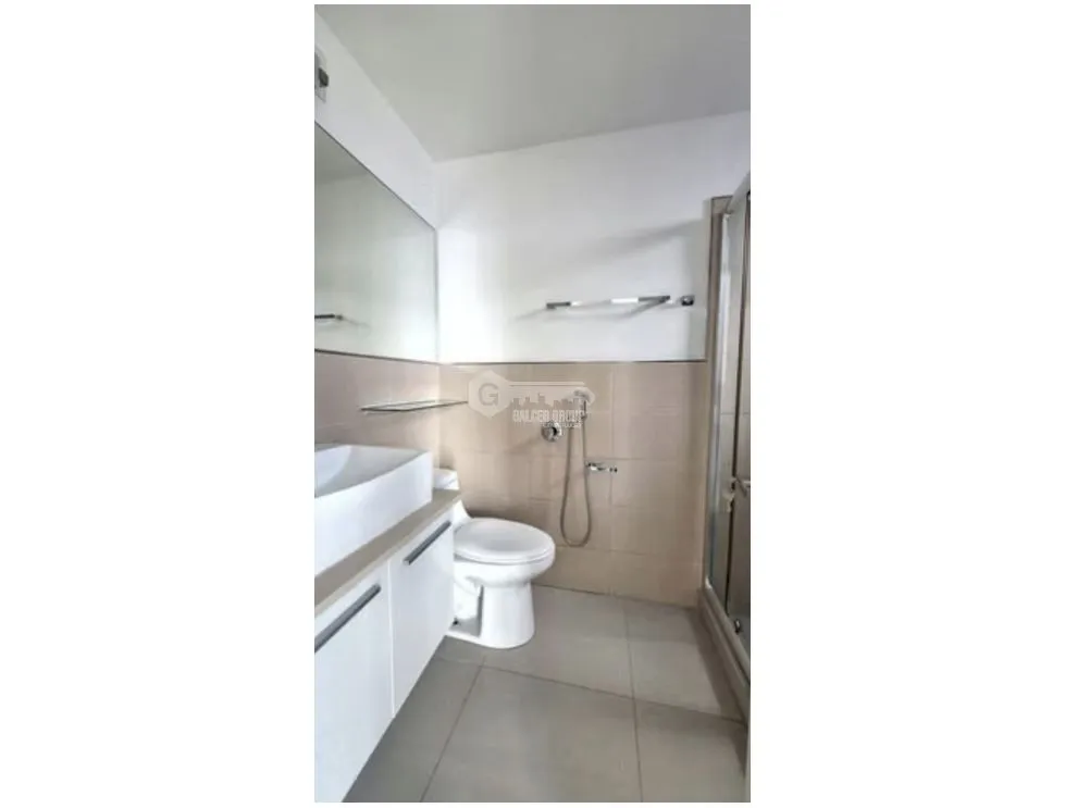 SE VENDE APARTAMENTO SAN FRANCISCO FIRENZE 108M 2 HABITACIONES BALCON