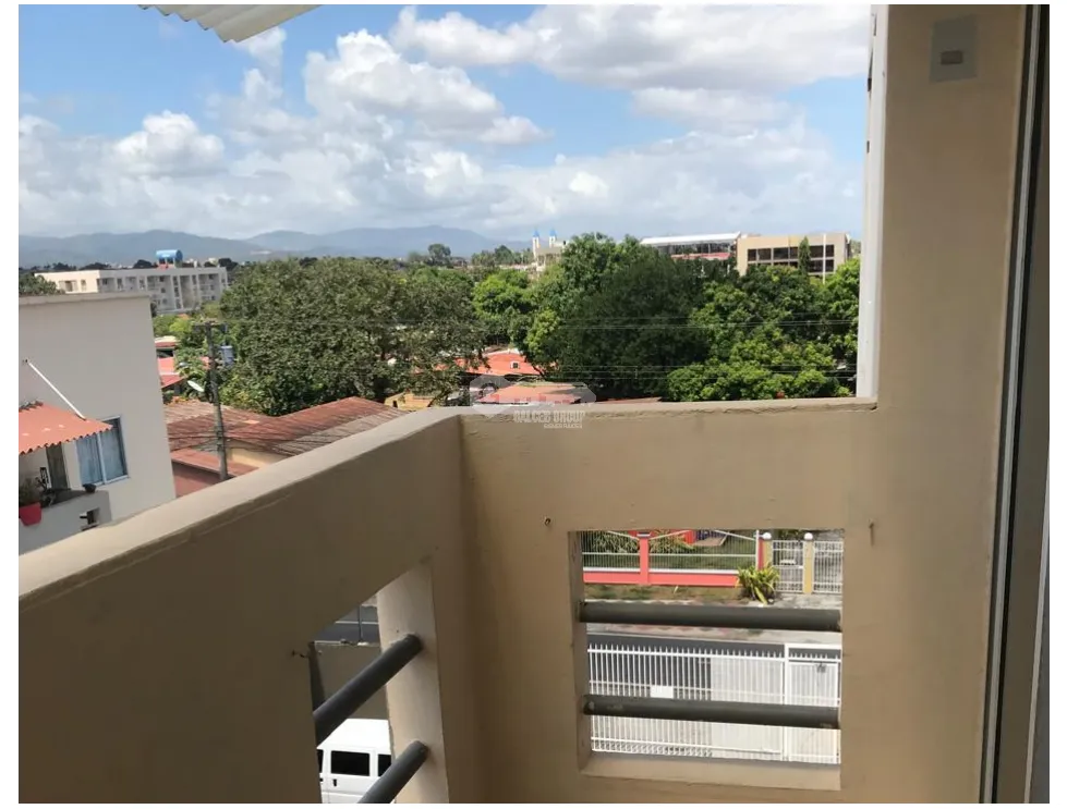 SE VENDE APARTAMENTO EN  VILLA LAS ACACIAS 64M 2 HABITACIONES BALCON