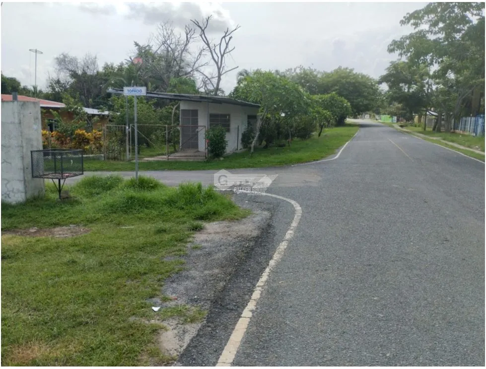 SPACIOUS 800 M2 LAND FOR SALE IN CHAME LAS LAJAS ON PAVED ROAD