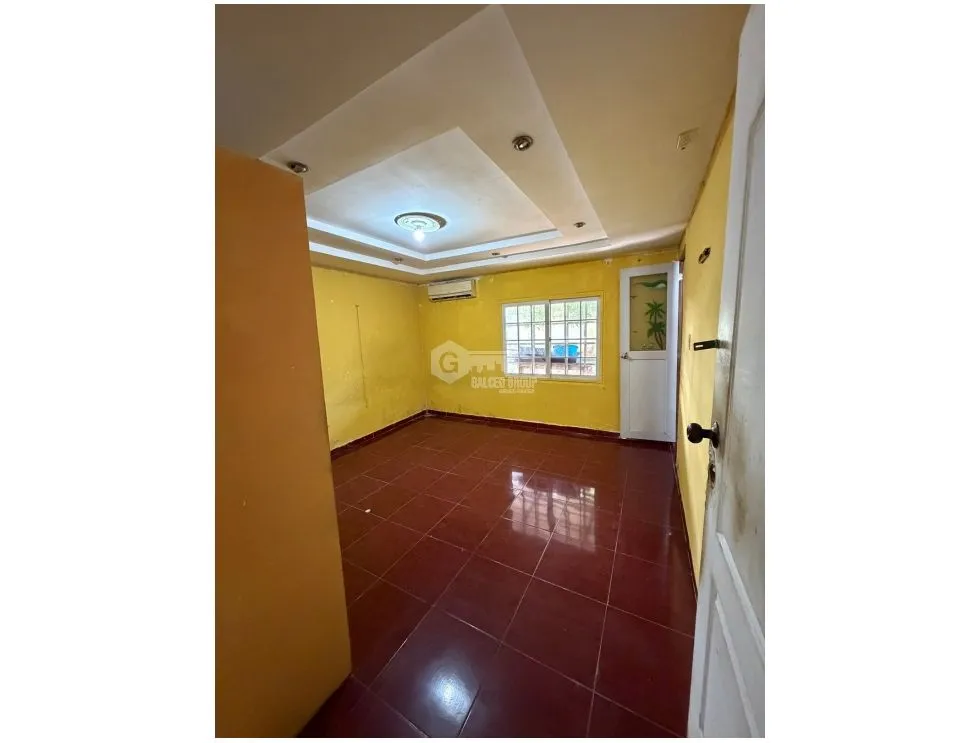 ARRAIJAN / EL TECAL / 3 HABITACIONES / 256 M2 / TERRAZA / ZONAS VERDES